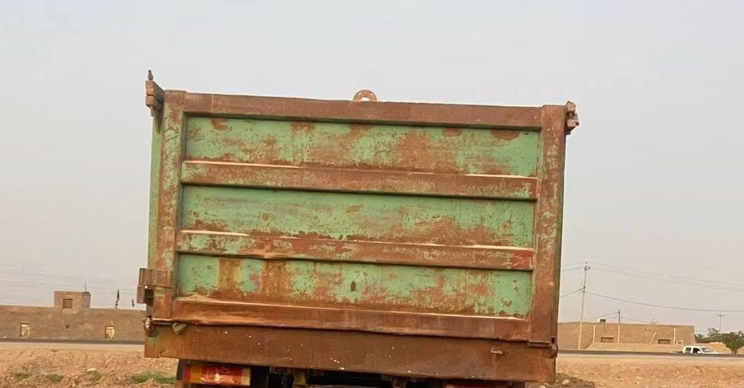 السلام عليكم بدي ابو العلم للبيع حصيره وصفاح وجسور جديد ونج جديد دبل شاصي مكفول نضيف طول ٦ ونص  الاستفسار ***********
