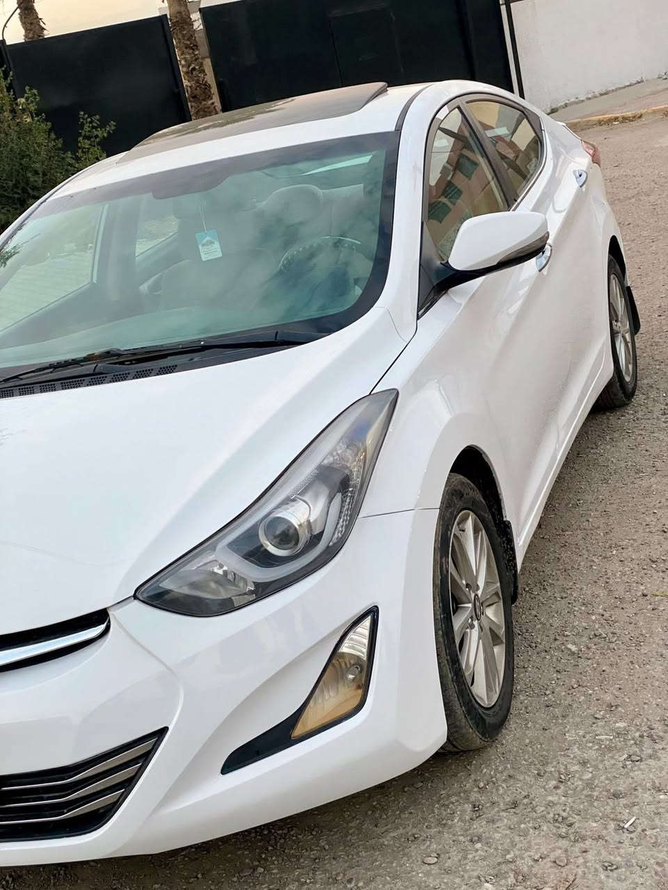 النترا خليجي ٢٠١٥
فول مواصفات 
فتحه  
تبريد قطعتين 
لد امامي خلفي 
خمسه ويل 
فول تحكمات 
داخل صاج 
اشاير بلمري +مري شفط
كفاله عامه من الصبغ والتبديل 
رقم بغداد 
سعر ب١٣١ وبيها مجال 
رقم ***********
