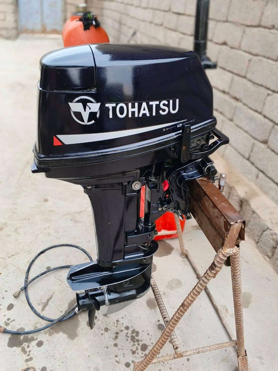 مكينه للبيع مشتغله قليل بس ما مفتوحه ***********.
