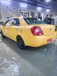 تاكسي • متوفر • داخل وخارج القيارة