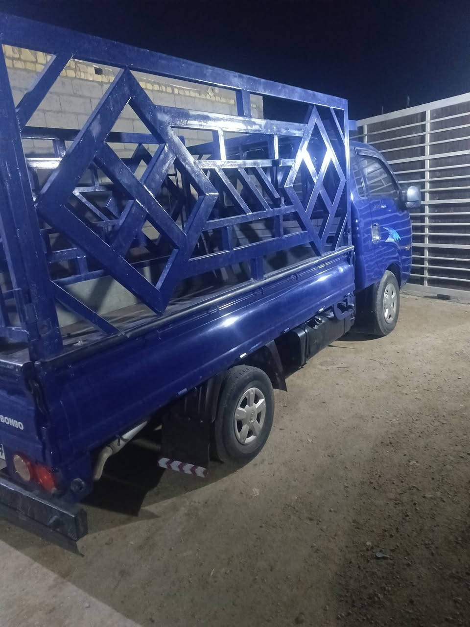 سلام عليكم سياره كيه البيع المديل 2008 رقم نكليزي مكفوله هاذه رقم ***********
