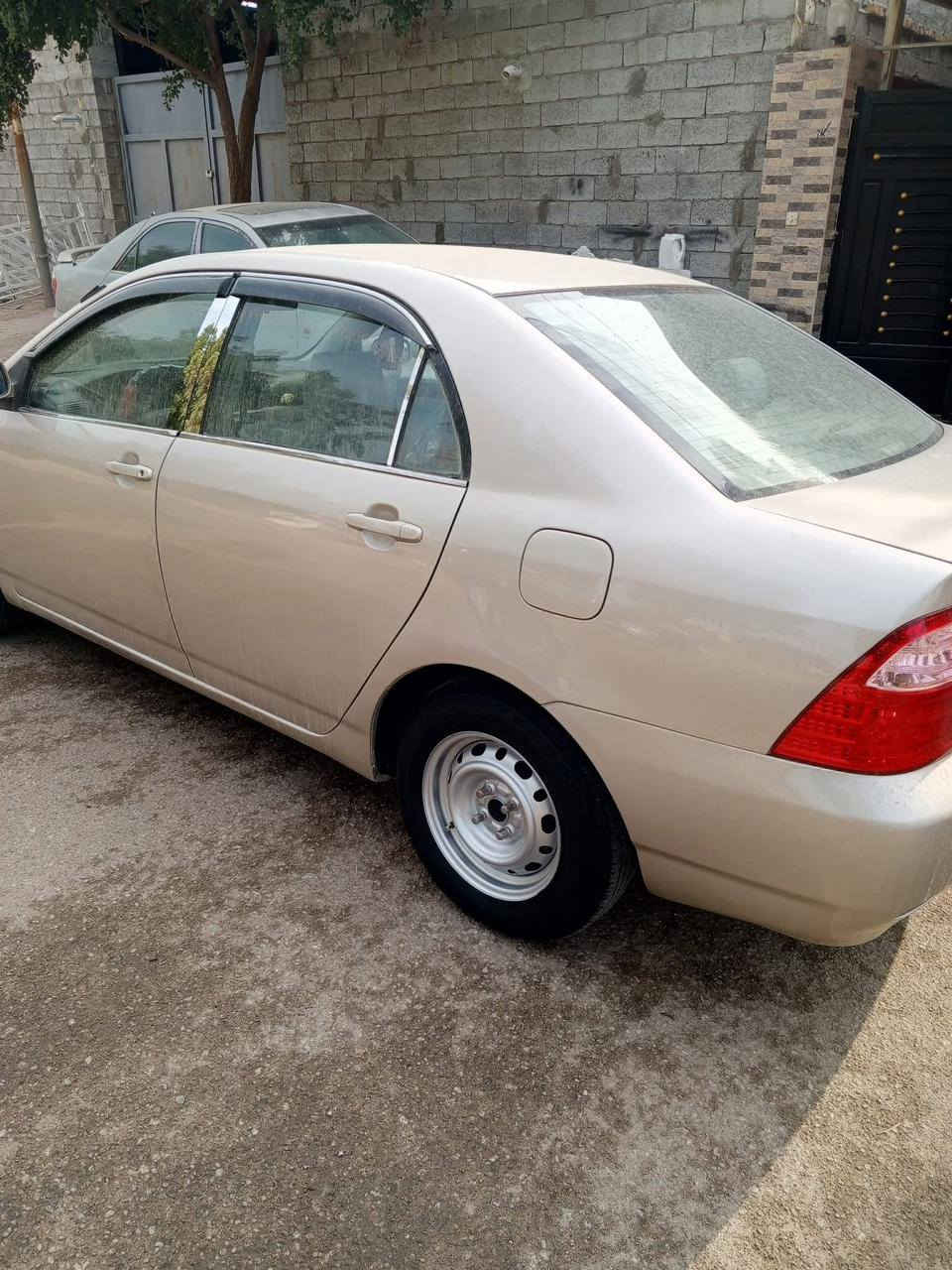 السلام عليكم  كورلا وارد خليجي موديل 2001 محدث 2007للبيع  السياره مصبوغه عام مكفولة من الضربه القوية سياره جديده مكينه 1800تخم تاير  باتري حداديه كله جديد رقم بغداد دولي بسمي السعر 75$اوبيه مجال للطيبين مكان بغداد الحسينيه رقم ***********
