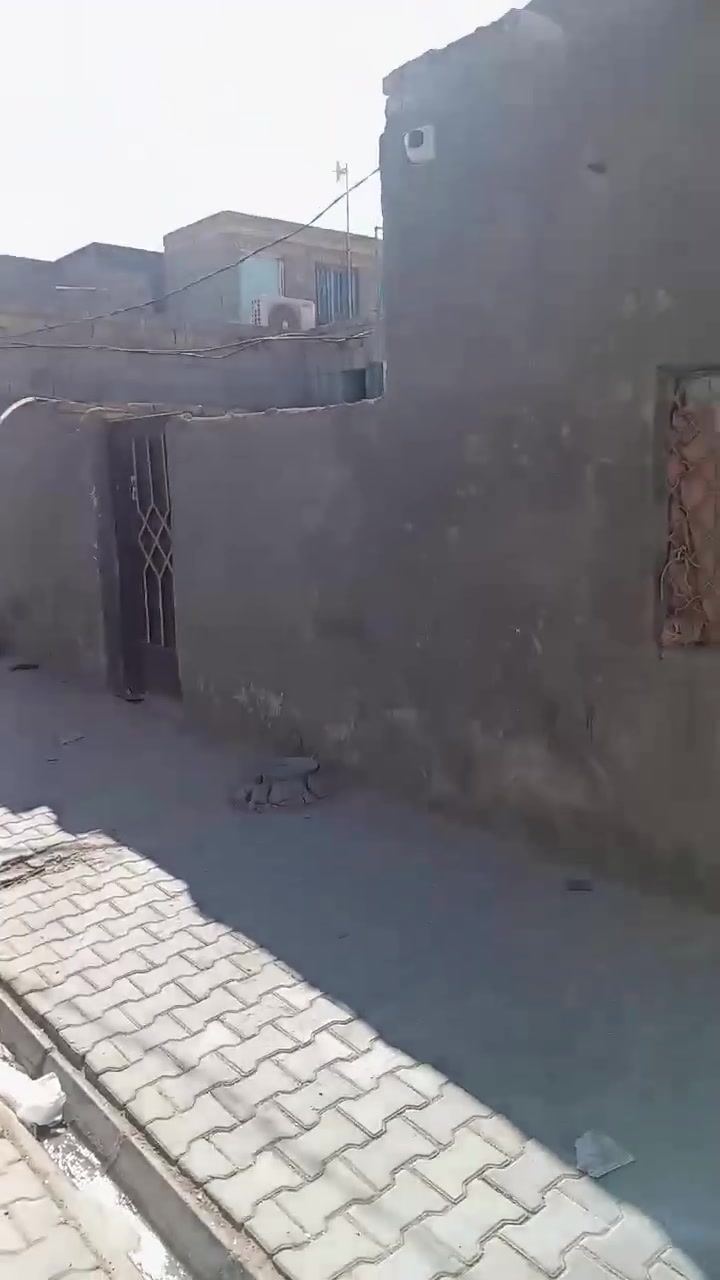 مكتب ابو محمد الظالمي للعقارات

دار مع مشتمل للبيع زراعي السكك المساحه ٢١٦ متر زراعي يحتوي الدار على غرفتين وصاله كبيره ومطبخ المشتمل يحتوي على غرفه وصاله ومطبخ وباقي السعر ٣٥ مليون مع المجال او مراوس بالسكك حسب القناعة التفاصيل داخل الفديو الاتصال على الرقم *********** ابو محمد الظالمي للعقارات بالقشله مقابيل كهاوي النركيله بصف حسن المصور ***********
