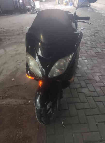 السلام عليكم فورزا 08 عميه بلاد 
مكينه مملعوب بيها نعومه فول مكينه خرسه
شلعه ومعدل حلوه بيها تلحيضات قليله بالكشر
عنوان بغداد حي اور السعر 625 وبيها مجال قليل 
***********
