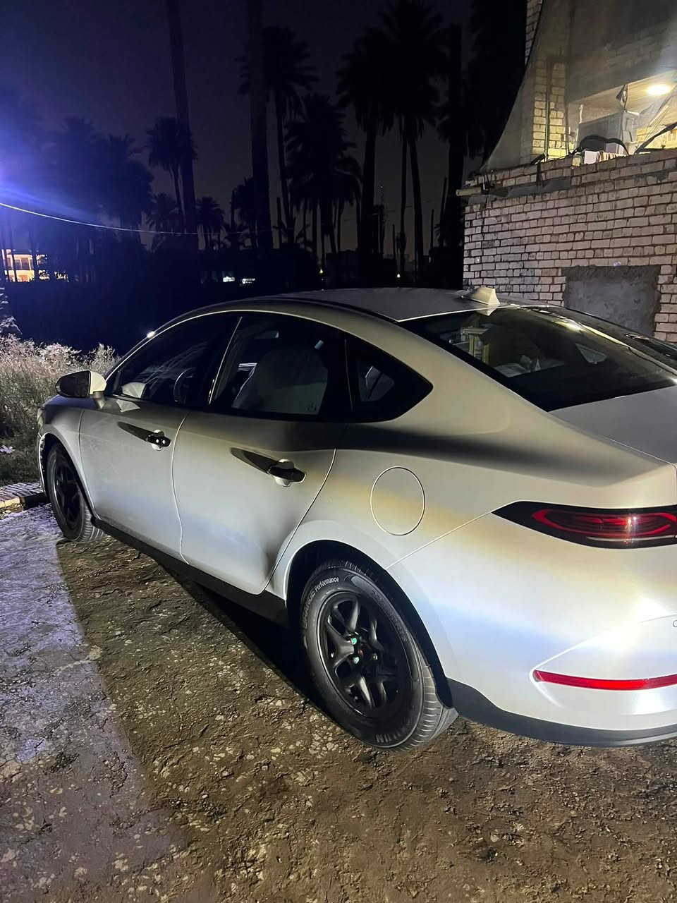 سلا عليكم للبيع فقط ByD كن بلاص مديل 2025 ماشيه 9900
لسياره بعده بحاله لوكاله نضيفه جدا وبيه طخه بسيطه  في لباب لخلفي 
لسعر 18400مليون وبيه مجال للطيبين 
مكانه الدوره البوعيثه 
للتواصل ***********
