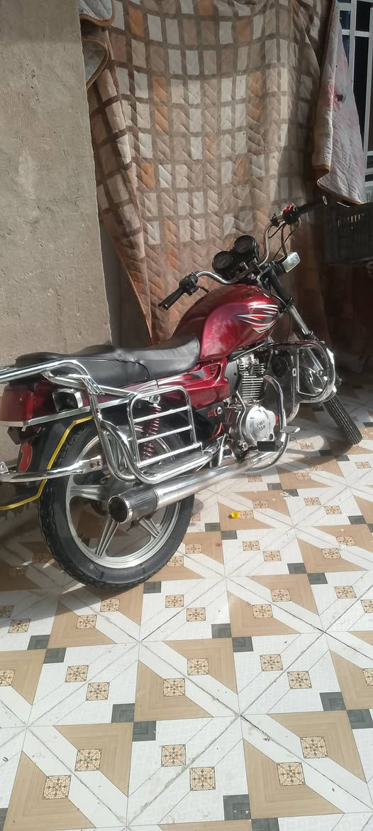 سلام عليكم دراجه للبيع فيوم موديل 15اصولي محرك خير من الله كهربائيّ كله شغاله مكان  بابل قرب سيطرة الاثار سعر خاص ***********
