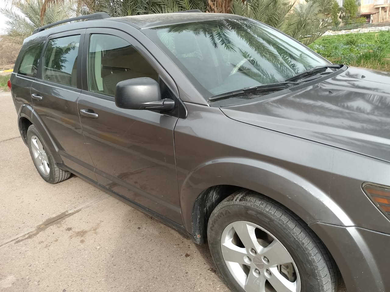 �🔥 للبيع دوج جورني موديل 2013 🔥🚗
سيارة نظيفة ومرتبة
✔️ بيها قطعتين مصلحات (جاملغ + بنيد فقط)
✔️ باقي الجسم نظيف
✔️ بيها كازكيت — حالياً ما تشتغل
✔️ فرصة ذهبية للي يريد يصلح ويستفاد

💰 السعر: 11,500 قابل للنقاش للجادين
📍 المكان: أبو غريب
📞 ***********
📲 واتساب مفتوح

اللي يعرف قيمة الـ Dodge Journey يعرف شكد عملي ومناسب للعائلة �
