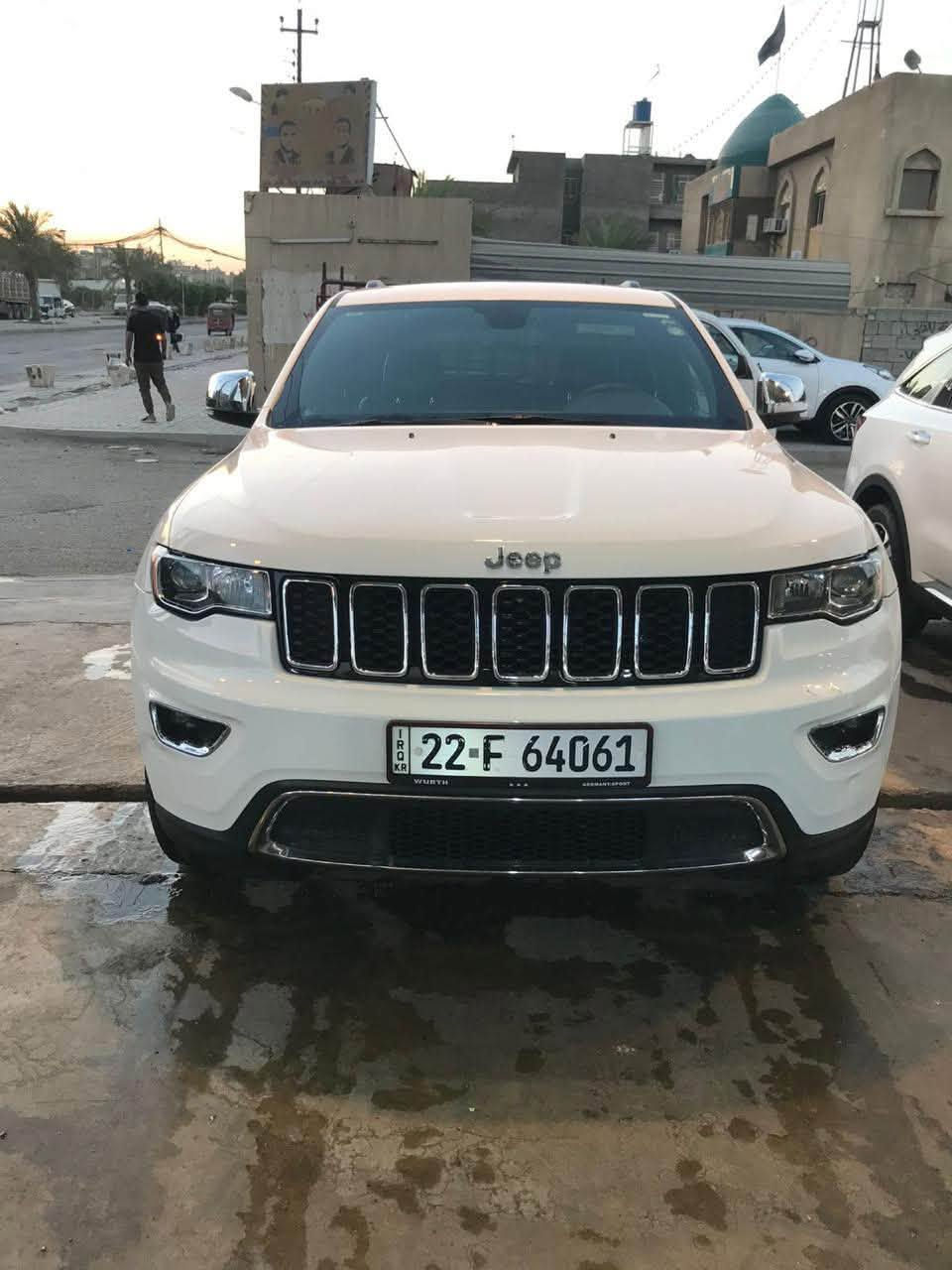سياره جديده بوضع الشركه والله
اي شي ممبدل بيهه غير الزنون

جيب شيروكي ٢٠١٩
لمتد
محرك ٦
اللون ابيض كلين تايتل كفاله عامه رقم اربيل ب اسمي استخدام شخصي مواصفاتهه معروفه

***********
