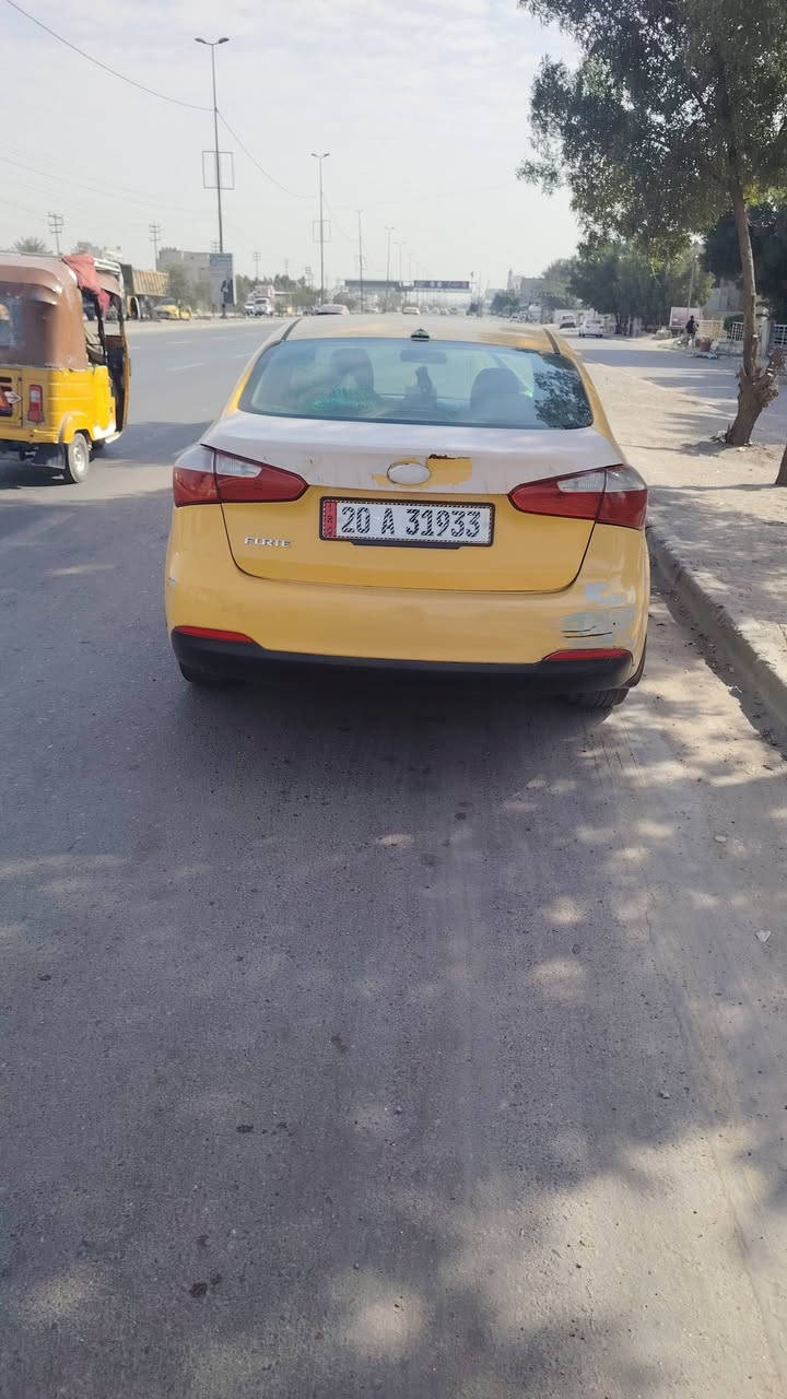 السلام عليكم
فورتي  2014 للبيع 
السياره  مواصفات نص فول داخل لونين
أشاير بالمري 
تحكم ستيرن جهتين 
كروز سرعه 
حافظة نظاره 
ويل كب 
ضرر السياره فقط باب السايق بدون دواخل 
السياره مكفوله 
محرك 1800 مكفول ما مفتوح 
كير مكفول ما مفتوح 
تخم تاير  جديد 
السياره ما عايزه برغي  و باسمي ثاني يوم تحويل 
سعرها 108 وبيها مجال بسيط
واتس اب ***********
