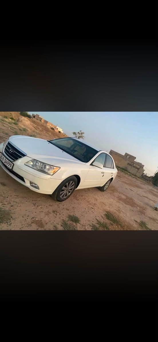 *للبيع: هونداي سوناتا 2010* 🚗وارد أمريكي 

*تفاصيل السيارة:*
- *الصبغ*: كلين 100% بدون صبغ ولا تبديل
- *المحرك*: - شرط 
- *الكير*: اوتوماتيك - شرط 
- *الحالة*: نظيفة جداً، جاهزة، ما تحتاج أي مصروف
- *

*السعر*: ١٢٣ مجال بسيط 
*المكان*: شرقاط - صلاح الدين
*للاستفسار*:***********---
