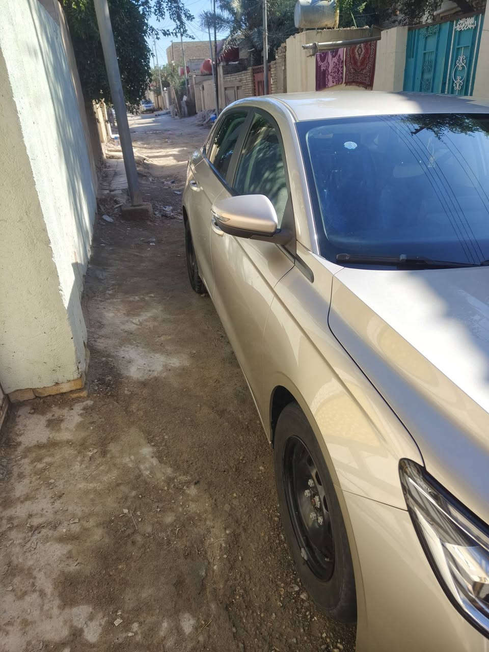 السلام عليكم سيارة جيلي  امگراند موديل 2023 سيارة جديدة بعدها فحص السعر (٨٥)وبيه مجال حگ الجية مبايل (***********)
