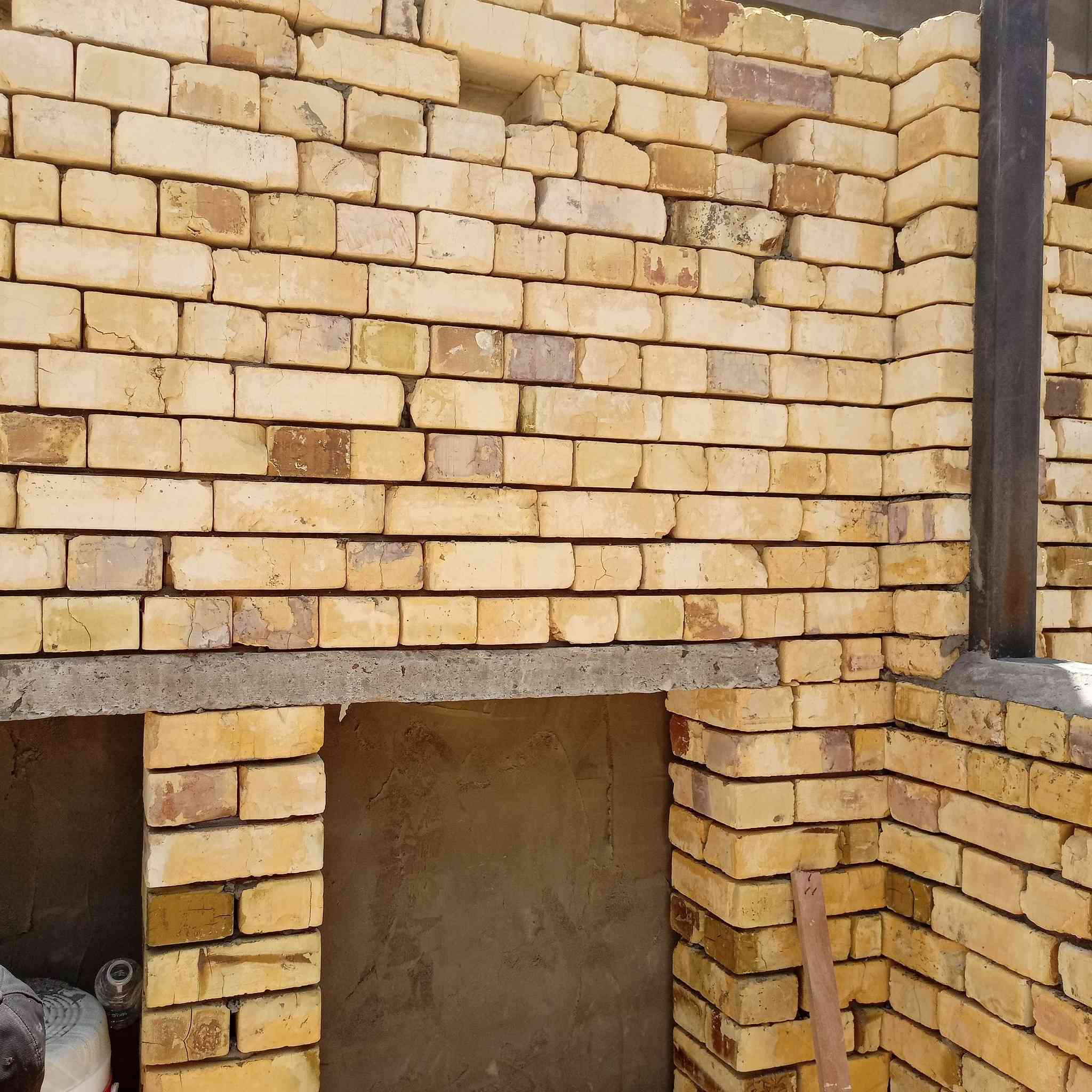 بعض من اعمالي المنجزه ع ارض الواقع ... 
تم والحمد لله اكمال هيكل القبله  إلى مرحلة الرباط الطابق الأرضي.... صور من العمل ... جاري العمل على ذلك وسنوافيكم بالمستجدات قريباُ .. ان شاء الله ... لم أستلم أي مبلغ إلا بعد اكمال المرحلة المتفق عليها ... 
.
للتواصل او للأستفسار عن جميع الأعمال يرجئ مراسلة الصفحة + واتساب + اتصال👇
.
***********  
***********
