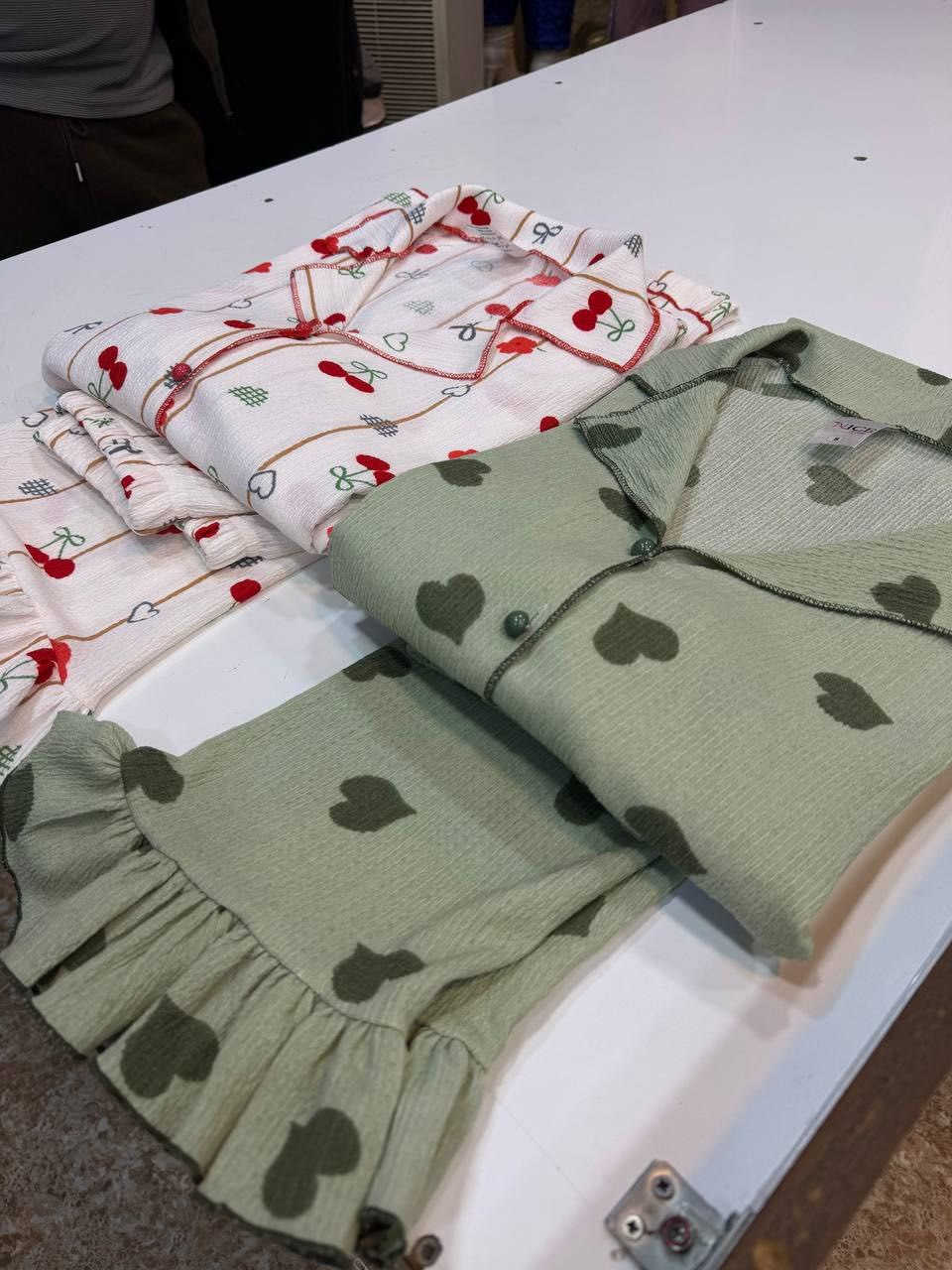 تراكات خامه قطن بارد ثلج بالألوان صييفيه تجنن قياسات من Lلحد XXL
سعر القطعه ١٥ فقط 🔥🔥✨🫶


**إذا كنت صاحب هذا الإعلان وتريد حذفه لأي سبب، رجاءا أرسل رسالة إلى الدعم الفني**