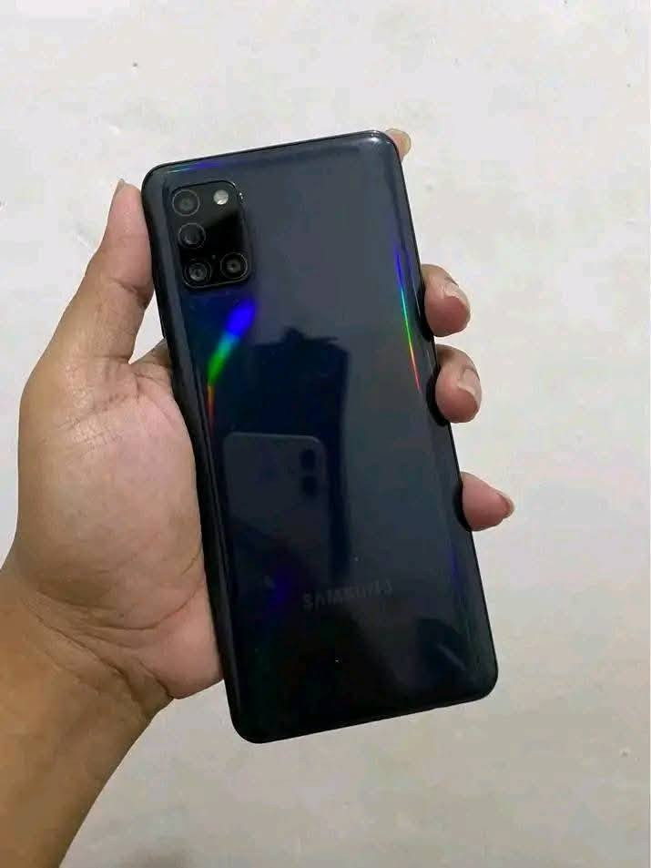 السلام عليكم
A31 سامسونج 
مبدل بي شاشه متدعم البصمه 
ذاكره 128 بدون ملحقات 
السعر 60 وبي محال 
مكاني الحريه


**إذا كنت صاحب هذا الإعلان وتريد حذفه لأي سبب، رجاءا أرسل رسالة إلى الدعم الفني**