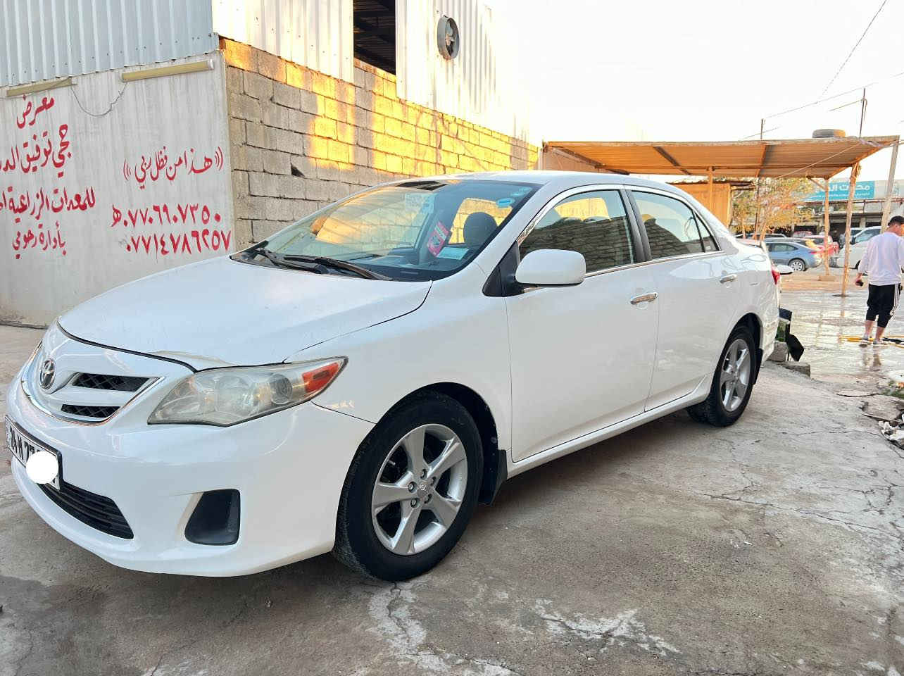 تويوتا كورلا 2012 امريكي
السعر 150 بيها مجال بسيط
محرك 1800
كير جديد 
ماشيه  150
شاشة 
 تحكم استيرن  
تخم تاير جديد 
ويل كب 
السياره بدون ضرر  
بيها سونار 
رقم دهوك
المكان سامراء 
الاتصال على الرقم ‭0774 832 6700‬
