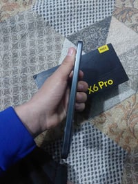 بوكو X6 برو • ٥١٢ جيجا • ١٢ رام