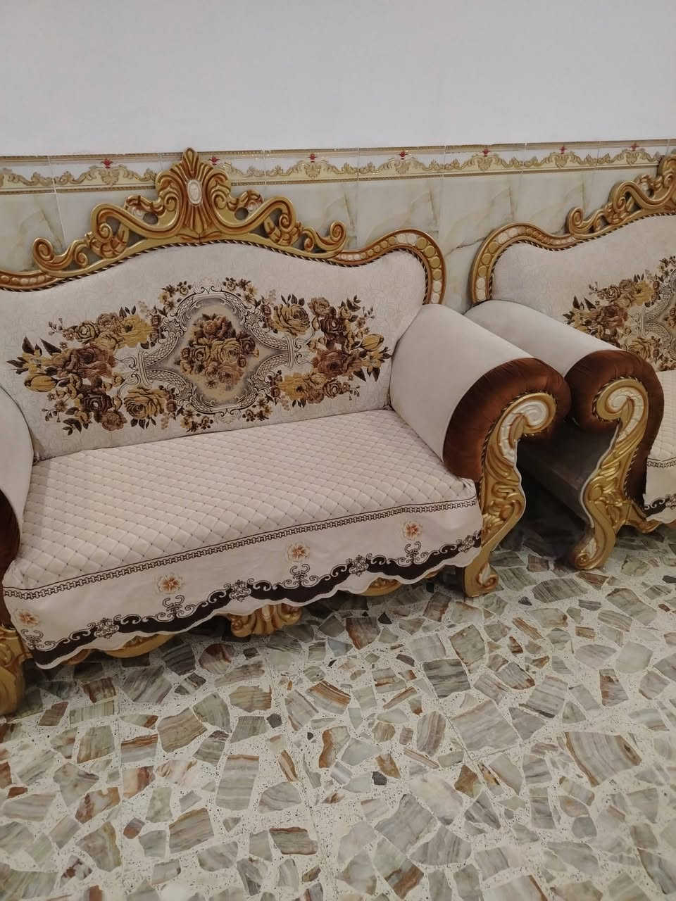 ألسلام عليكم تخم ونص للبيع جديد ***********
