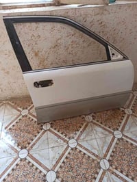 باب امامي سياره ملكه جهت الراكب جاهزه ونضيفه باب اول سعر خاص والاتصال ...