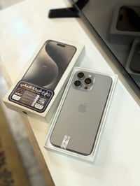 15برو ماكس الجهاز مكفووول من كلشي بصمة الوجة شغالة عربي شرق اوسط  ملحق...