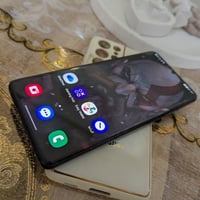 اس 21 الترا • ذاكرة ٢٥٦ • رام ١٢