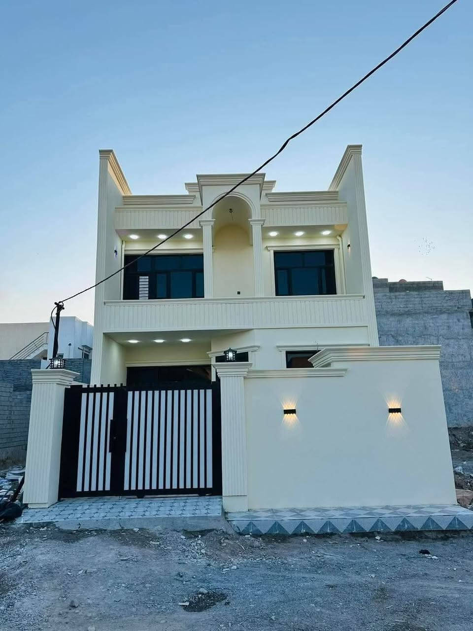 #بالقسط والنقد 
عندك دوام وماعندك مجال تبني بيتك احنه موجودين وبأسعار مناسبة وبناء حديث وتصاميم تركيه وبجودة عالية  للاستفسار اكثر الاتصال على الرقم دناه ***********
