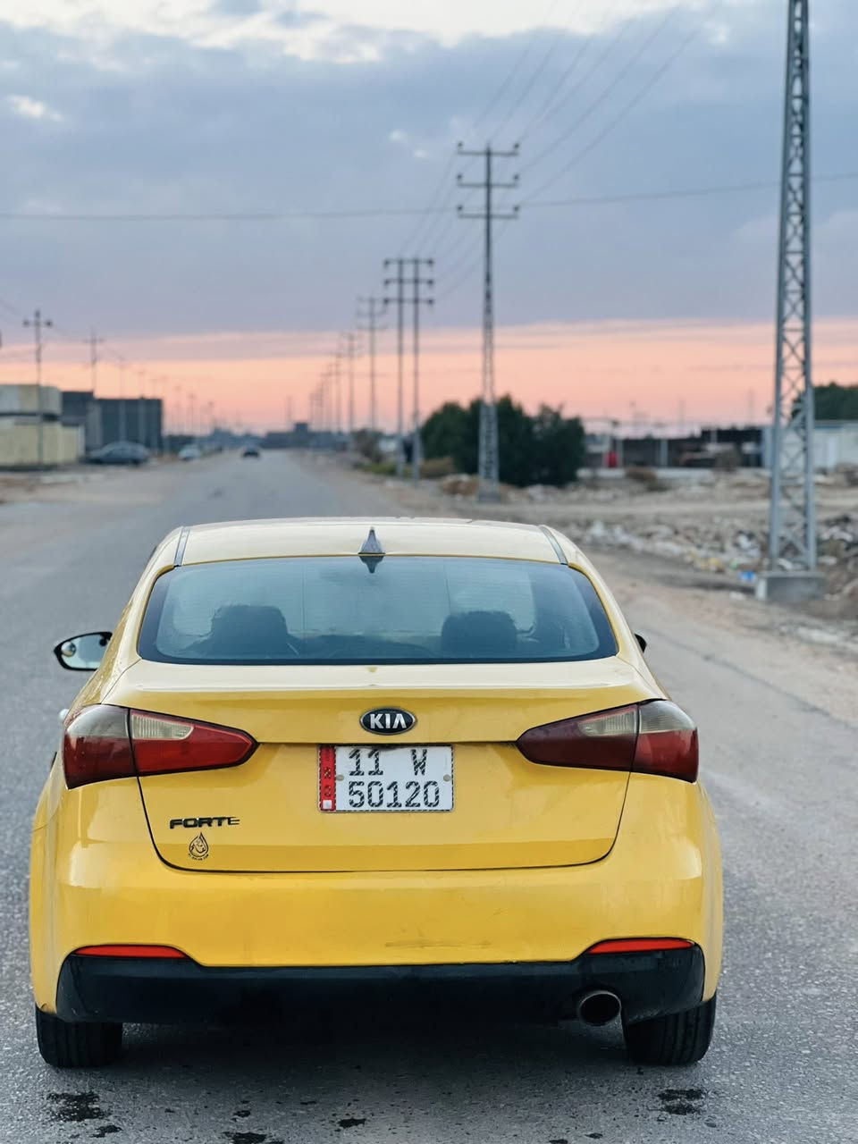 سلام عليكم فورتي 2014  رقم بغداد انكليزي كير ومحرك وحداديه كفاله تخم تاير جديد مال جناي جاهزه الاخير تبريد ثلج ⛄️ سنويه ال2030رقم بغداد انكليزي مكينه2000
السعر96وبيها مجال لشراي 
الاتصال***********
مامتواجد بلخاص 👆👆
مواصفات السياره 
تحكم استيرن 
شاشه 
اشاير بلمري 
نضام ايكو 
كامره
