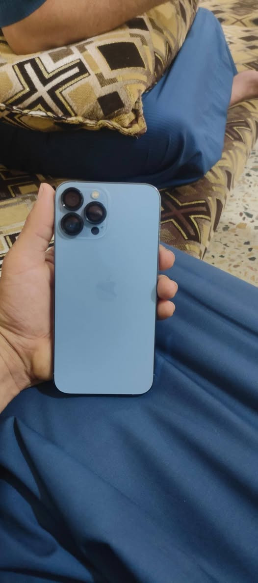 ايفون 13برو ماكس تك
ذاكره 128
بطارية 81
السعر 650 وبيه مجال للطيبين ***********،،***********
