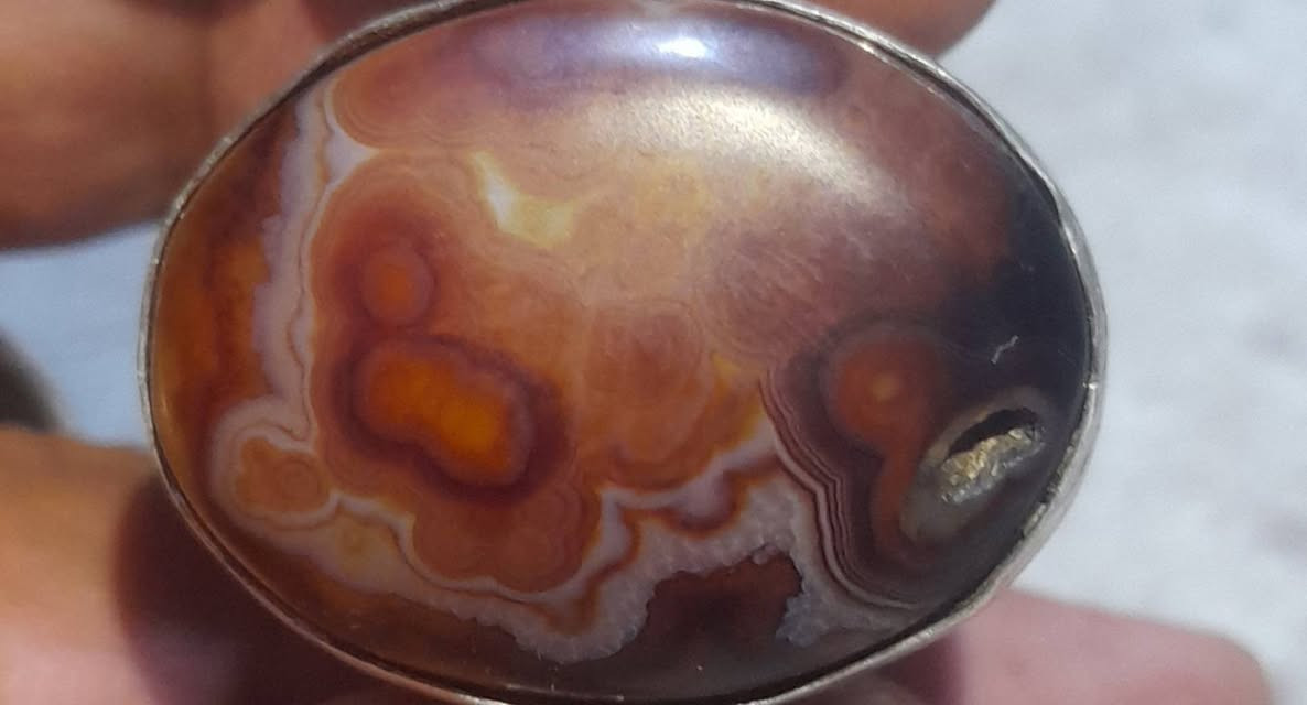 خاتم قديم صياغه ثقيله البيع


**إذا كنت صاحب هذا الإعلان وتريد حذفه لأي سبب، رجاءا أرسل رسالة إلى الدعم الفني**