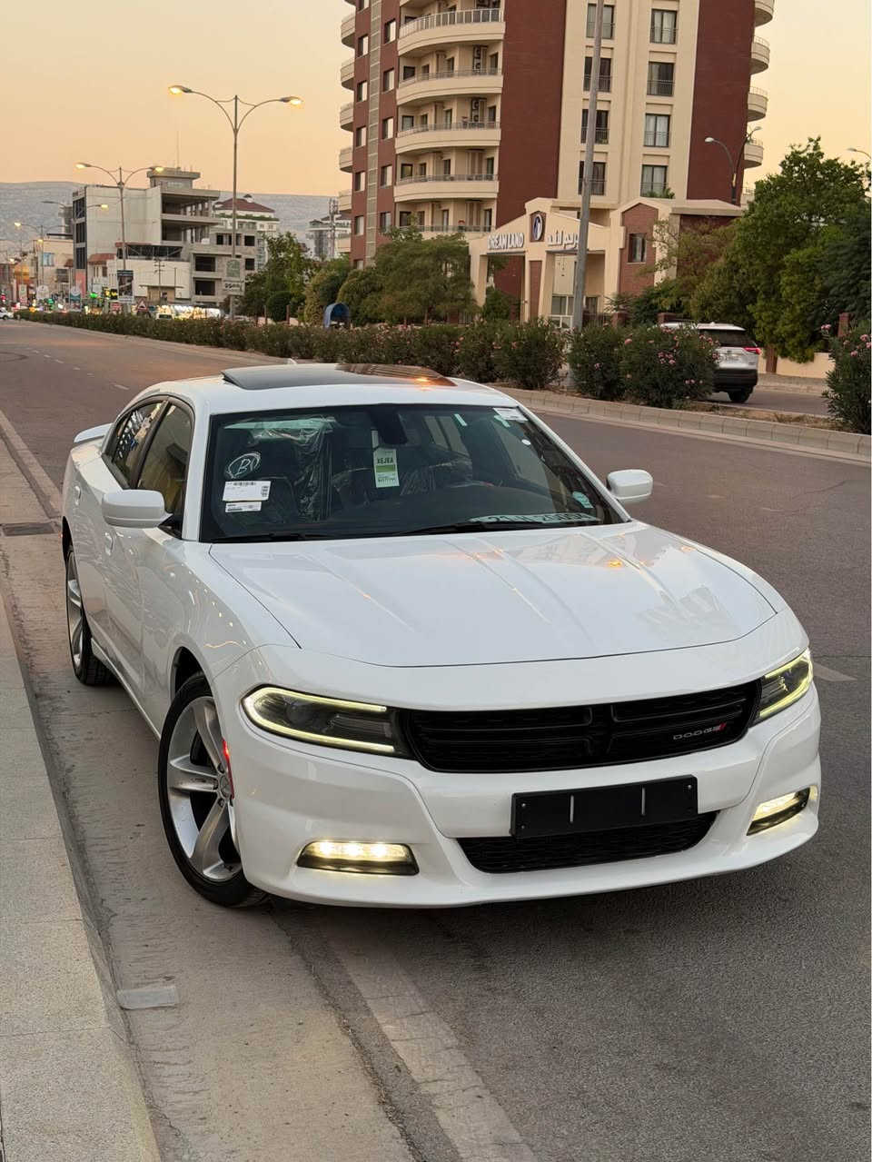 دوج جارجر ٢٠١٨ فول مواصفات SXT-Plus
كفاله عامله لاصبغ لاتعديل لا تبديل
رقم سليمانيه جديده سياره بأسمي
تحويل وكاله ثاني يوم 
*********** السليمانية, العراق
