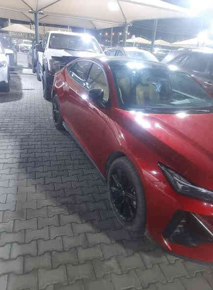 شانجان يوني في موديل 24 ماشيه 27,000 رقم اربيل انجليزي كاميرات اربعه رادار قماره سوداء بصمه باسمي رقم الموبايل ***********
