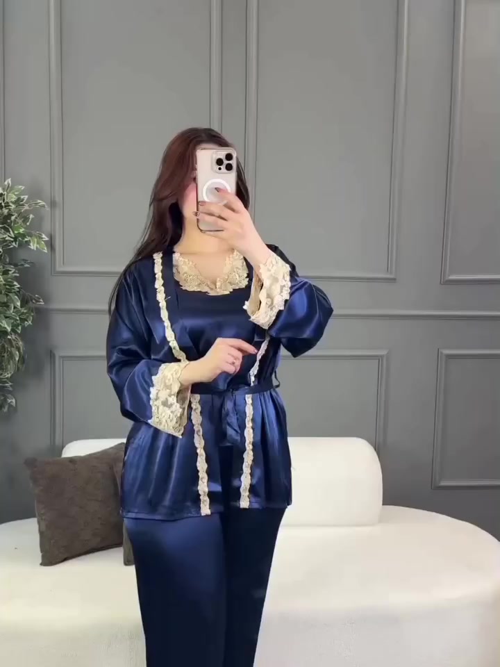 تراك نسائي اوربي 3 قطع
الخامه حرير زبدة الاصلي وليس ستن 💯

القياسات M - L - X  - XXL قياس العارضه M

سعر الدرزن 12 قطعه 135 الف 
سعر القطعه مفرد 20 الف فقط 

يوجد توصيل جميع المحافظات ***********
