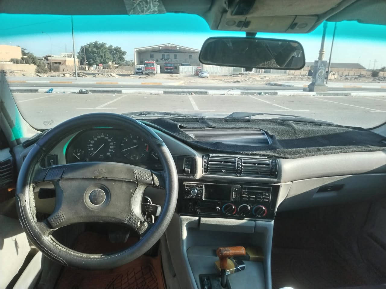 سلام عليكم
بيئم 525i
مكينه مسكر عدل كير جديد مال صقر 
اصل بليته وسنويه
موديل 92
رقم انكليزي  مميز سنويه لغايه 29هزه جديده
لايت زنون
تبريد ثلج 🥶
تخم تاير جديد
مصبوغه عام بعدني ممبولشه
مكفوله منضربه القويه
السعر 47
مكاني كربلاء
رقم ***********
