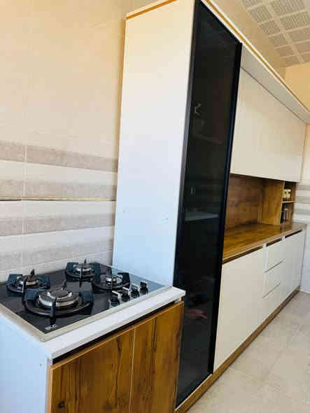 اغراض للبيع 
كلها جديدة واستخدام قليل 
كاونتر فصلته  جديد قبل 5 اشهر بعده كلش جديد
وياه سنك وطباخ وميز طباخ كله درجة اولى 
+ القنفة للبيع بيها مخزن وتصير چرباية 
***********
