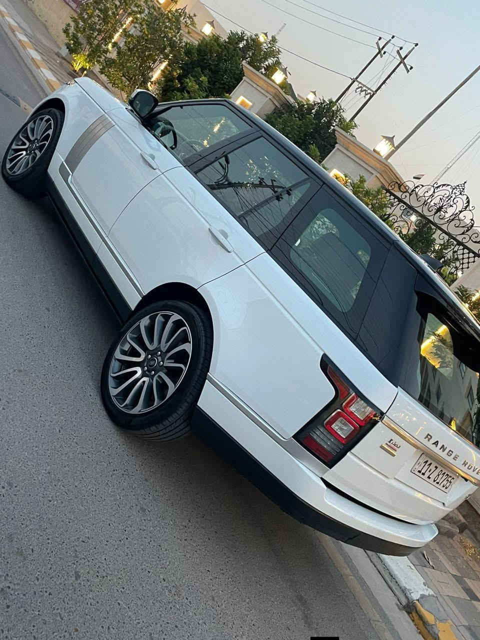 الي يدور رانج جديدة كلش 
‏range rover vogue   otobiyografi   V8
موديل  2017 سردار خليجي 
‏‎مكفولة كفالة عامة 
‏‎61000  كم  حقيقي
‏‎2 بصمة بلادي  
‏‎مواصفات  اوتو بايغرافي  معروفة   1/1

السيارة بحالة الوكاله نظيفه وجديدة كلش 

للاستفسار الاتصال على صاحب السيارة  ***********

السعر / تعليق يوصلك مباشر خاص 🔥

