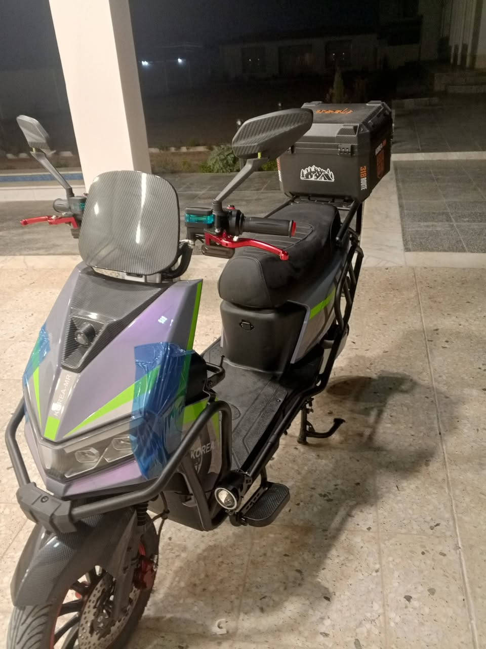 السلام عليكم شباب ريد مراوس يراني موديل 24
وذا سايم هم عادي مو مهم  هاي دراجه قسم بالله صالي سبوع من خذته شحن
***********
