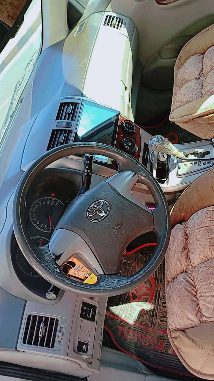 سلام عليكم 
كورولا خليجي موديل 2008
سياره بيه قطعتين صبغ 
سياره جاهزه كير ومحرك 
وصدر وتبريد
مابيه نقص برغي مكانه بغداد الدوره 
رقمي ***********

