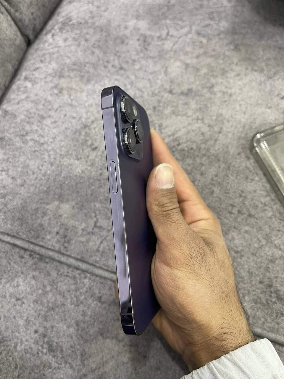 ايفون 14 برو
ذاكرة 256 تك سيم 

بطارية 93 جانت 99 على ايدي نزلت 

جهاز سليم مابي اي جلخ 

مامبدل بي ايشي لاشاشه ولاغيرو 

سعر 825 بي مجال كلش بسيط للشراي


**إذا كنت صاحب هذا الإعلان وتريد حذفه لأي سبب، رجاءا أرسل رسالة إلى الدعم الفني**