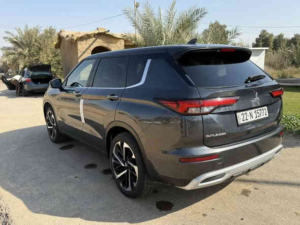 اوتلاندر 2024 رقم اربيل بدون صبغ بارد بل بنيد فقط ايرباك استيرن وتكمه فول فول عدا الفتحه ماشيه 45 الف كيلو بيع او مراوس بكامري 2025 السياره عله وضع الشركه سعر 235 
***********
