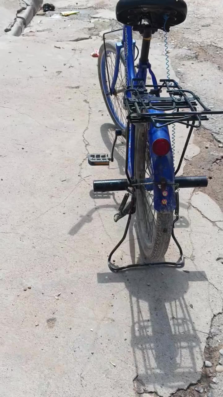 للبيع بيسكل عشرين كفاله كلشي مابي كامل شراي يجي خاص لفتسار سعر 50وبي مجال قليل


**إذا كنت صاحب هذا الإعلان وتريد حذفه لأي سبب، رجاءا أرسل رسالة إلى الدعم الفني**