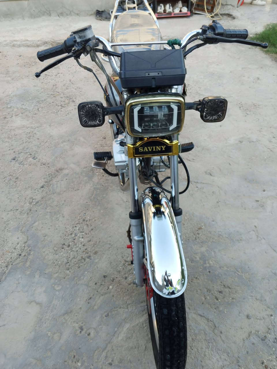 سلام وعليكم دراجه للبيع سيفان موديل 23اورق اصولي محرك خير من الله كهربائيّ كله شغاله مكان بابل قرب سيطرة الاثار سعر خاص ***********
