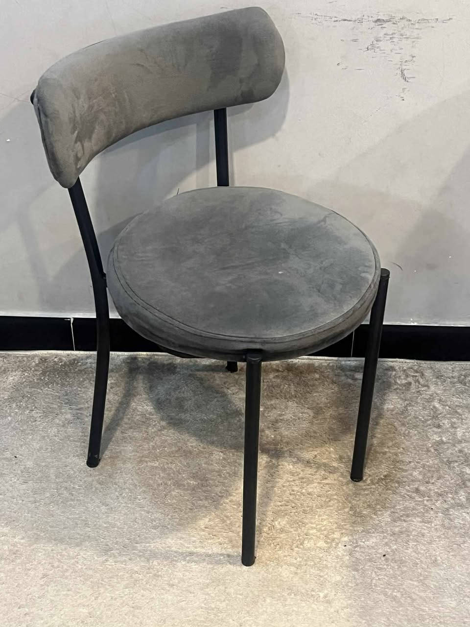 ميز طعام للبيع 4 كرسي
بغدادالبياع


**إذا كنت صاحب هذا الإعلان وتريد حذفه لأي سبب، رجاءا أرسل رسالة إلى الدعم الفني**