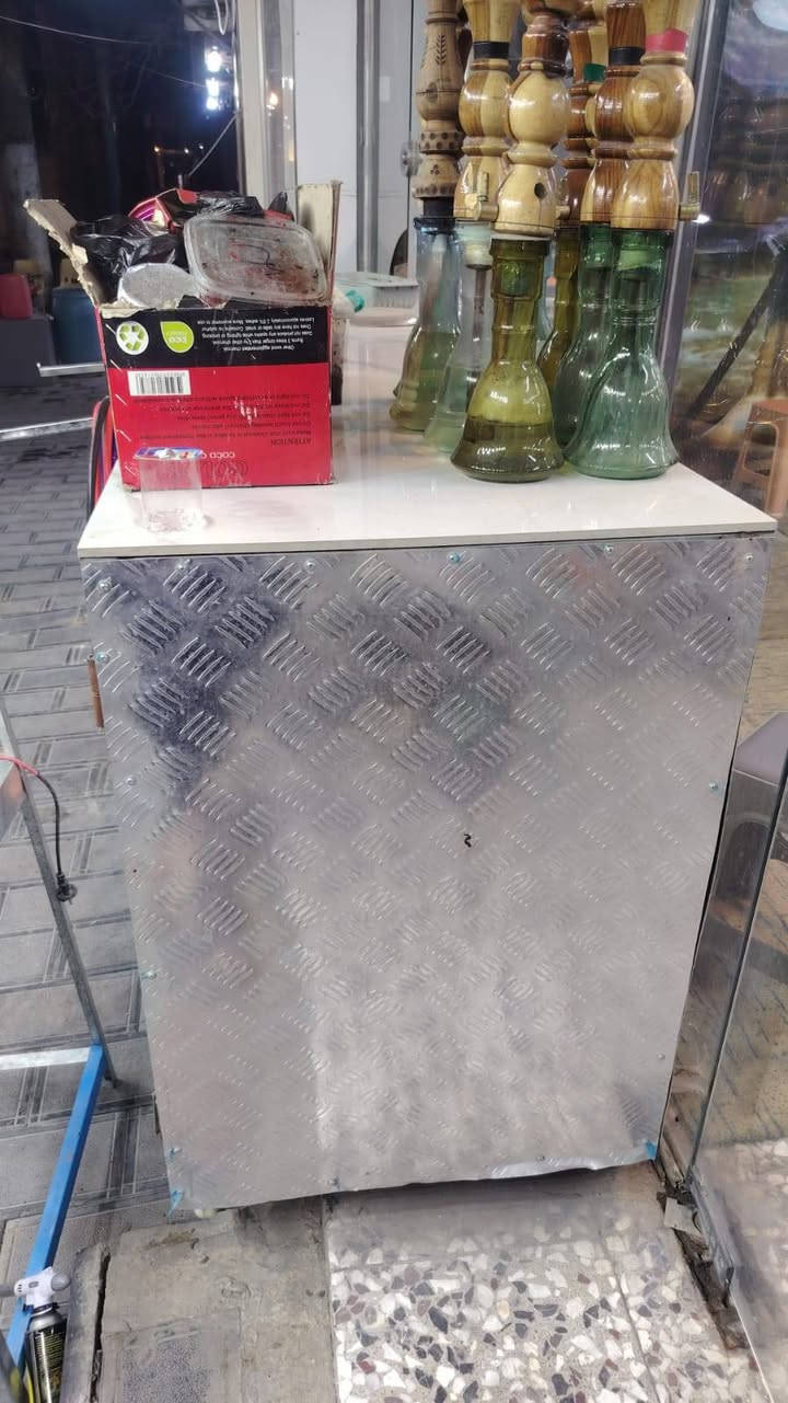 ميز اراكيل مع اراكيل صاج داخل نحاس للبيع للاستفسار ***********
