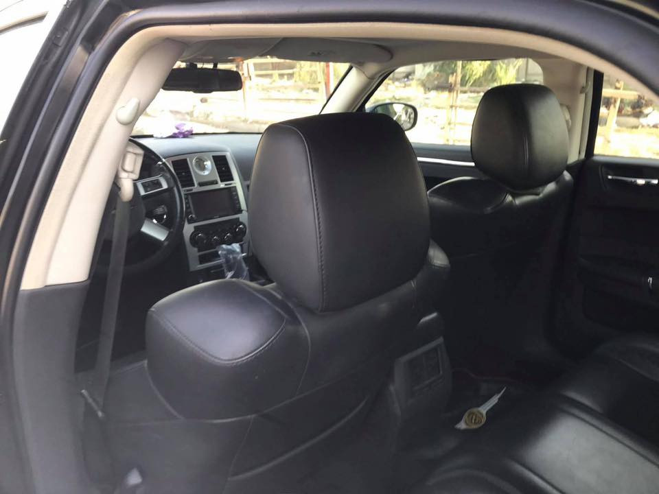 السلام عليكم 
اوباما موديل2010 كصة جنطة كلش جديده واحلى من الصور 
رقم وسنويه اصلي تحويل او وكاله عادي
السياره راعيهه بغداد (نقل جثه )
فول مواصفات 
مواصفاتS
جلد
فتحه
حساس خلفي
محرك6 سلندر 
تخم تاير تدفئة تبريد كله جديد مابيهه نقص برغي 
مراوس او بيع يرهم
عنوان السياره بغداد
السعر72 وبيهه مجال
*********** متوفر واتس اب
