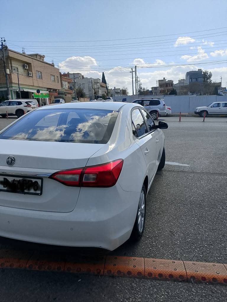 mg 360 
2019 
بێ بۆیاخ 
کەمێک ساردی هەیە
سەنەوی بەسەر چوە 
مواسەفاتی شاشەیە 
سوکان ڤۆلیۆمە
تەحدید سورعەیە
گێڕ شەفەتە
ئاوێنە کارەبایە
گڵۆپی تەمی هەیە
گێڕ تەرحوو ئۆتۆماتیک گێڕی ناو بەفری هەیە 
گێڕی سیڤیتی نیەو 
تازە ڕۆنی ڕۆنی مەکینەم تازە گۆڕیوە بەس ڕۆنەکەی 90000پێداوە  گێڕوو مەکینەی وەک چاو بێعەیبە 
100000 هەزاری حەقیقی ڕۆشتوە 
سەیارەیەکی نەرموو خۆشوو 
بێ مەسروفە .
ژ.م خاوەنی.
*********** السليمانية, العراق
