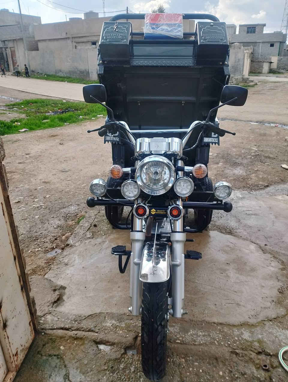 ستوته جمره للبيع 2025 محرك 200
ستوته جديد ماتصرف علها ربع زيرو
2025
محرك 200
منفس بسمي ماصرلها شهرين من اخذتها 
سعرها 2مليونين بيع مستعجل  *********** 
مكاني موصل تلكيف
