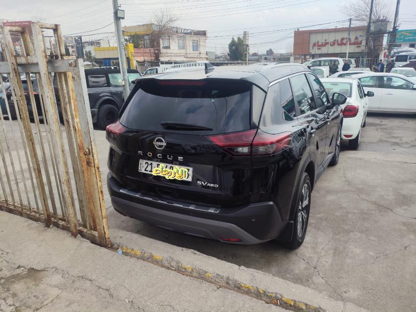 Nissan rouge 
نيسان روج ٢٠٢٢
كفالة عامة
السياره حته من البارد كفالة فول الفول 
SV AWD PLUS
رقم سليمانية 
شرط محرك وكير وتحويل 
ماشية ٦٠ الف ميل 
سياره بالكارتون
مكاني سليمانية
***********
167 وبيها مجال قليل
