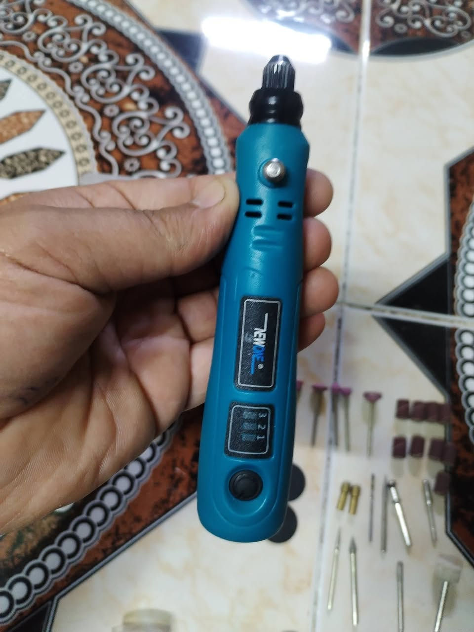 للبيع مزرف مال نقشات حجم صقير عل شحن


**إذا كنت صاحب هذا الإعلان وتريد حذفه لأي سبب، رجاءا أرسل رسالة إلى الدعم الفني**