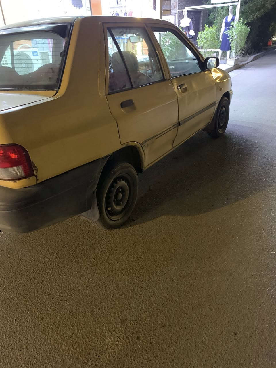 السلام عليكم سايبا موديل 15 مكينه مكفوله مال برايد سياره ب اسمي تحويل ثاني يوم للاستفسار***********
