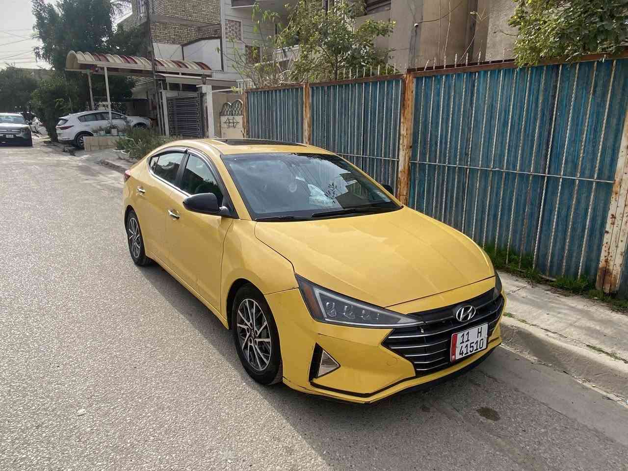 السلام عليكم الانتراه ٢٠٢٠  بغداد ب اسمي
كير محور AT
المواصفات 
فتحه 
بصمه 
تحكم ستيرن 
رادر امامي 
رادر جوانب 
كامره دواره 
مدخل AUX/USB
قياده ذاتيه
مانع انزلاق 
العنوان بغداد ألشعب 
***********
