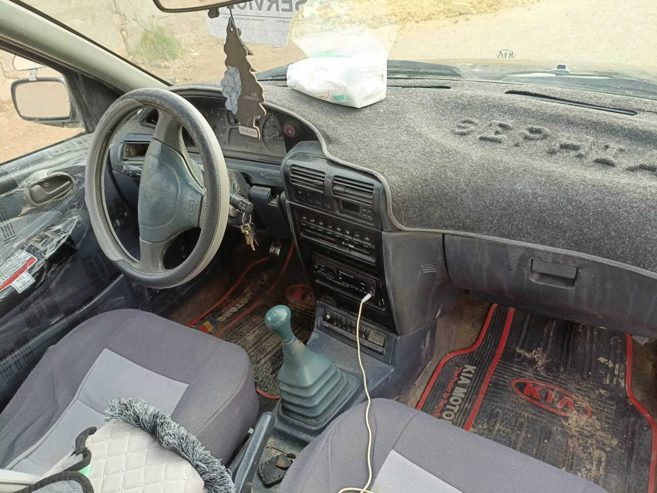 السلام عليكم كيه سيفيا 94 مكفوله كفاله من كلبه وگصه وحادث وكل الشرعيات مكينه وگير خير من الله كهربائيات شغاله من الدعاميه للدعاميه حتى التبريد جاهز بس عوزه ربط واير تايرات 4نظاف صدر خلفي وأمامي جديد دوشمه حلوه مسجل وسماعات شغالات السيارع ماتخسر عليها ربع للشارع گبل سنويه ل شهر9/2026 تبقى ملاحظه وحده ومهمه راعيه بالشوملي ولد معدل يريد تحويل بأسرع وقت السعر 37وبيها مجال قليل حگ جيه***********العنوان الكوت الموفقيه
